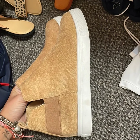 Brand new booties! - Picture 1 of 4